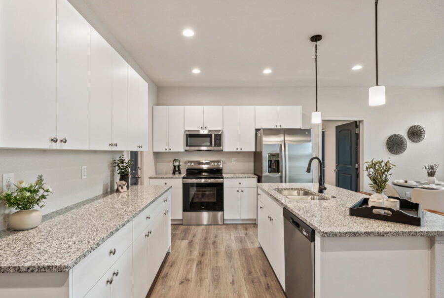 559 E. Bayview Drive, Pueblo West, CO 81007 Interior Photo 5