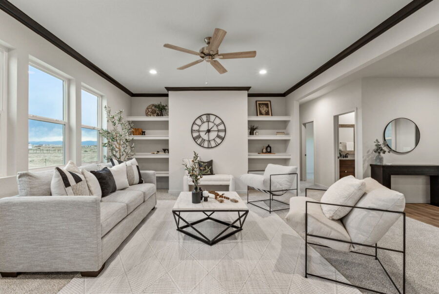 824 E Loma Dr, Pueblo West, CO 81007 Interior Photo 3