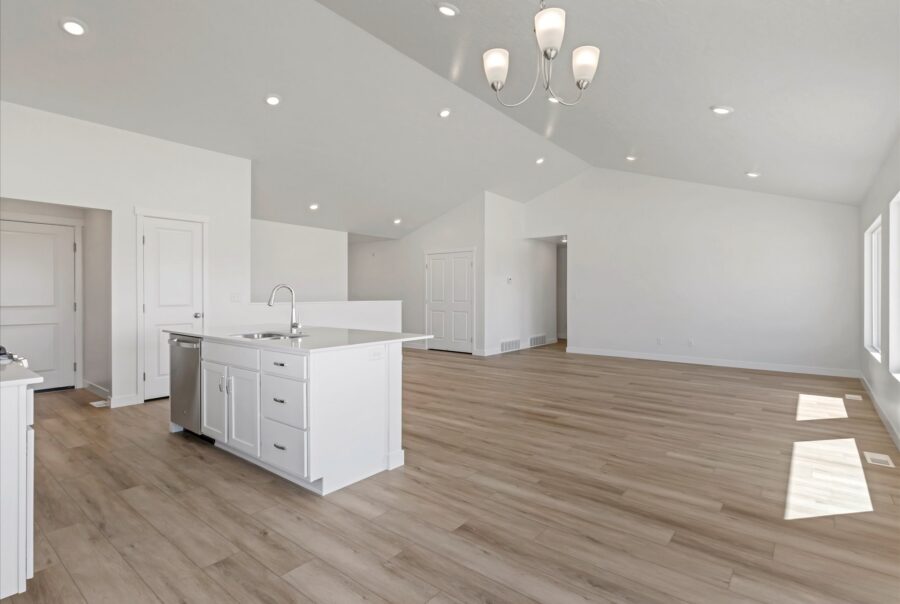Kathryn Interior Photo 6
