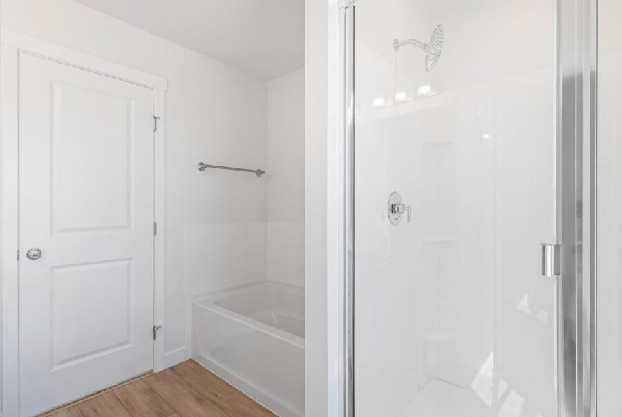 1423 N Harper Way #220, Tooele, UT 84074 Interior Photo 10