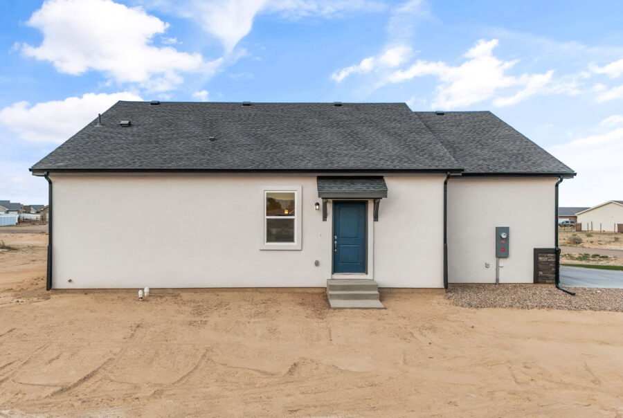 559 E. Bayview Drive, Pueblo West, CO 81007 Exterior Photo 5