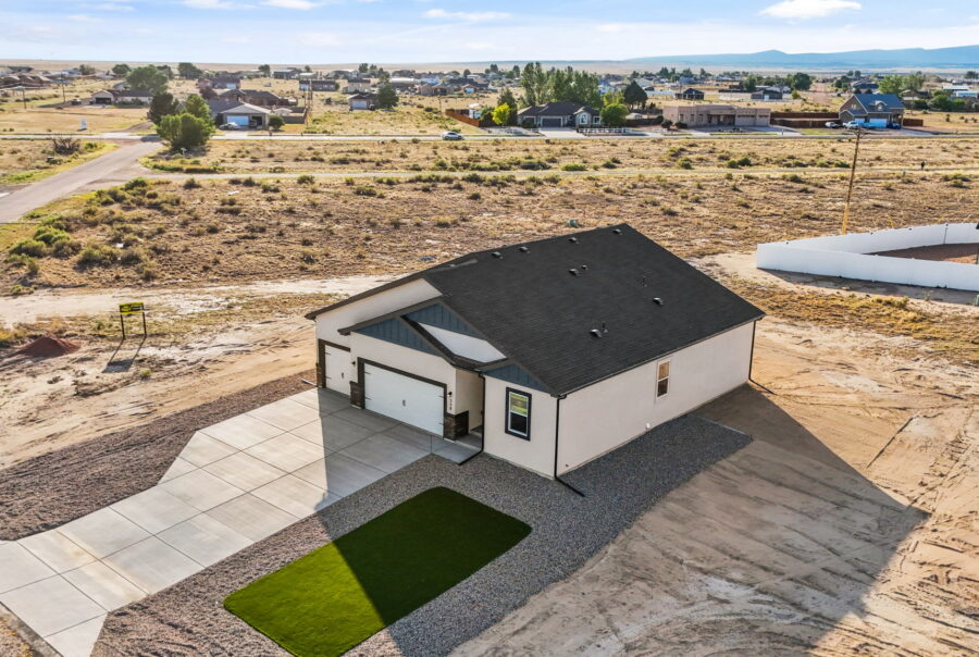 559 E. Bayview Drive, Pueblo West, CO 81007 Exterior Photo 7