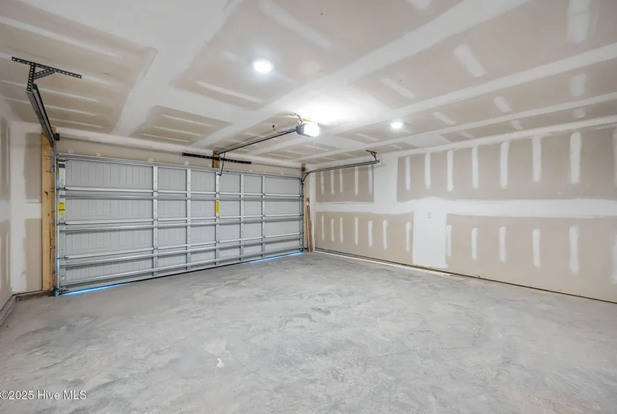 213 Slatestone Road, Washington, NC 27889 Interior Photo 13