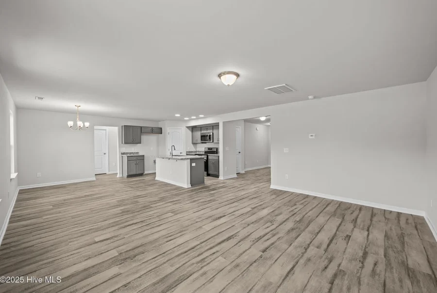 213 Slatestone Road, Washington, NC 27889 Interior Photo 14
