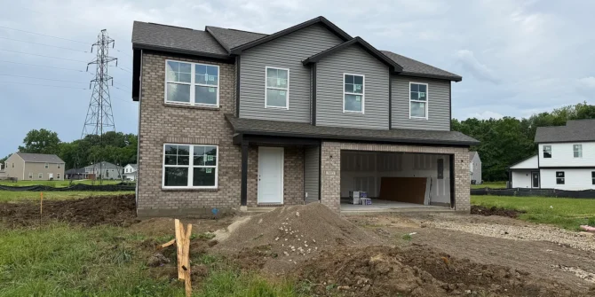 3001 W Shasta Drive Muncie, IN 47303