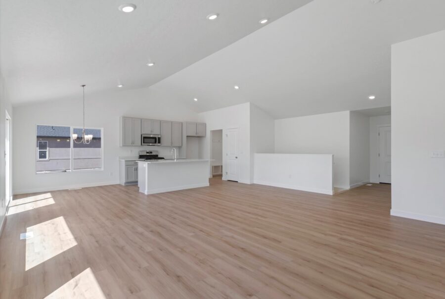 264 E 770 N St #213 Interior Photo 2