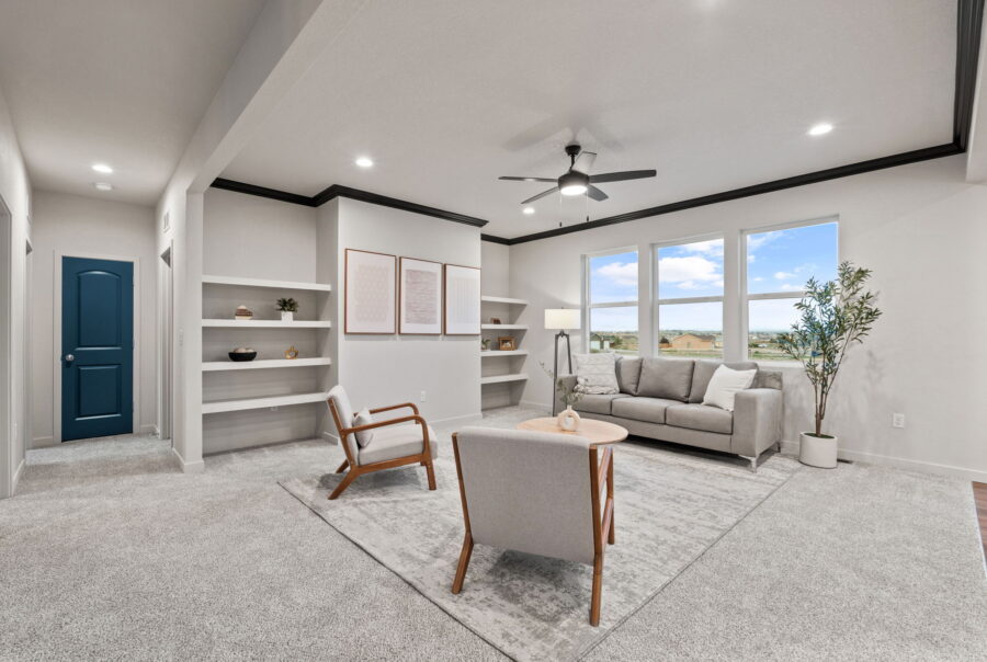 1258 N Kirkwood Dr, Pueblo West, CO 81007 Interior Photo 4
