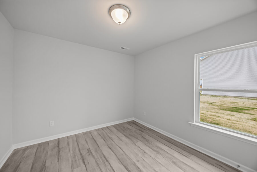 107 W Burnette Street, Pinetops, NC 27864 Interior Photo 4