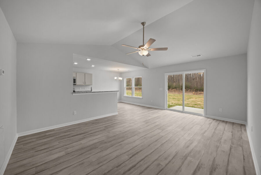 107 W Burnette Street, Pinetops, NC 27864 Interior Photo 5