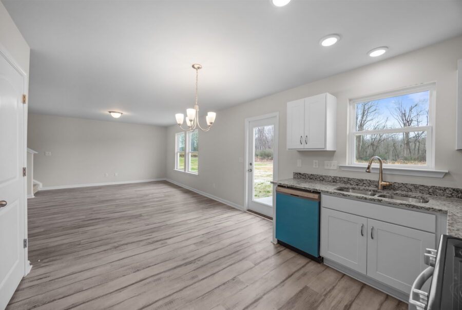 1121 Albemarle Ave, Tarboro, NC 27886 Interior Photo 3
