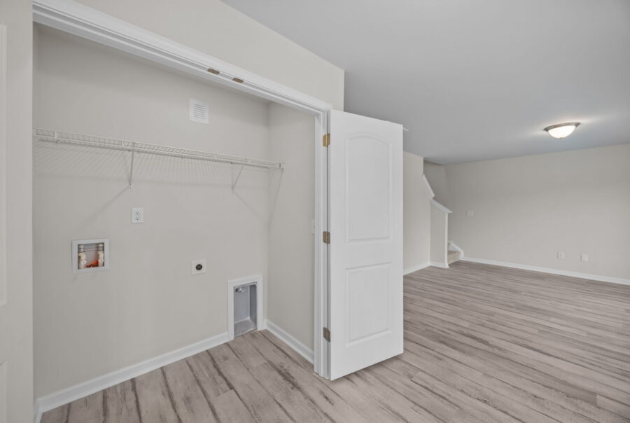 237 Slatestone Road, Washington, NC 27889 Interior Photo 2