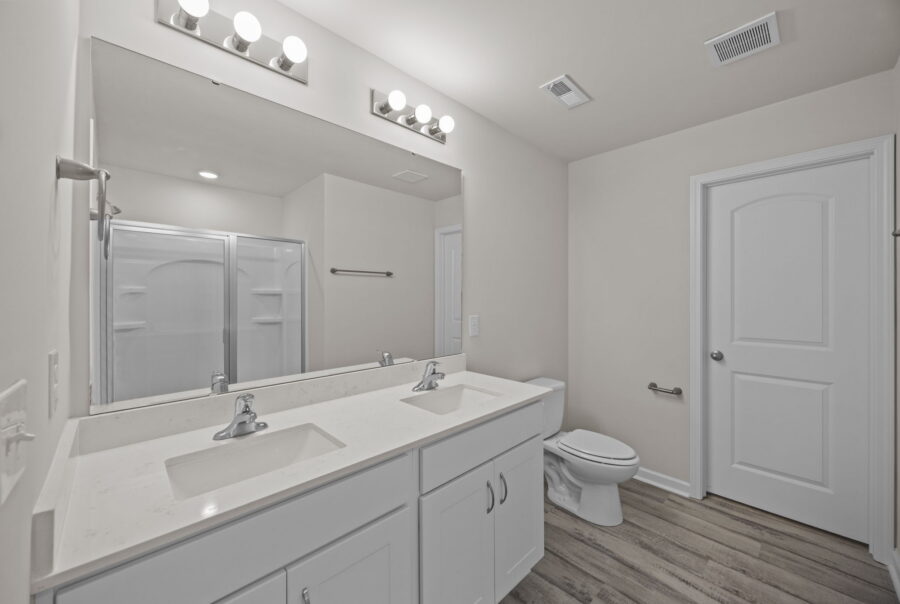 1121 Albemarle Ave, Tarboro, NC 27886 Interior Photo 11