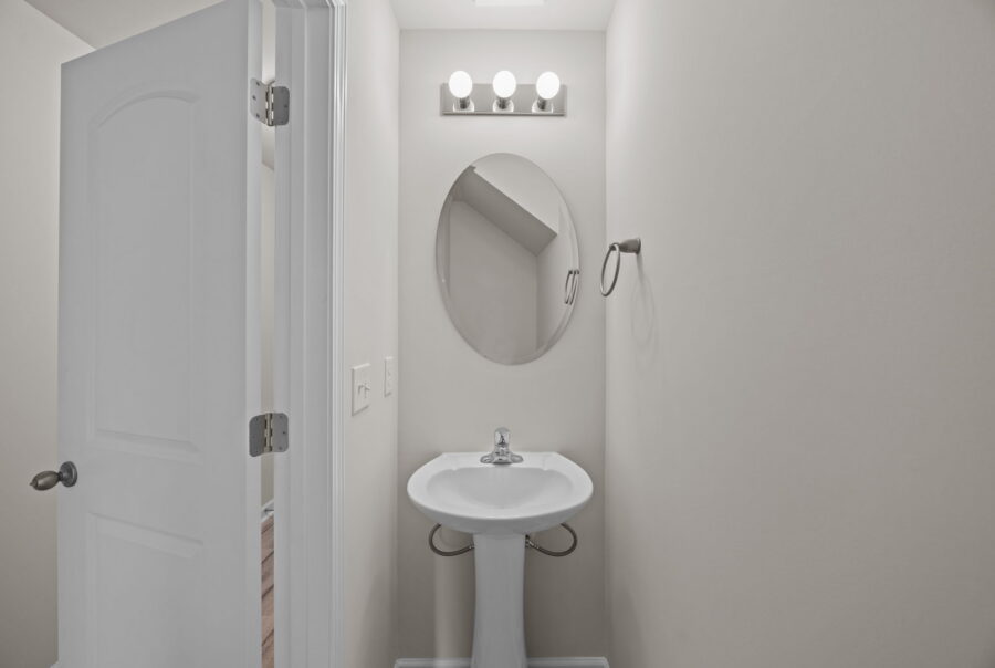 107 W Sater Street, Pinetops, NC 27864 Interior Photo 11