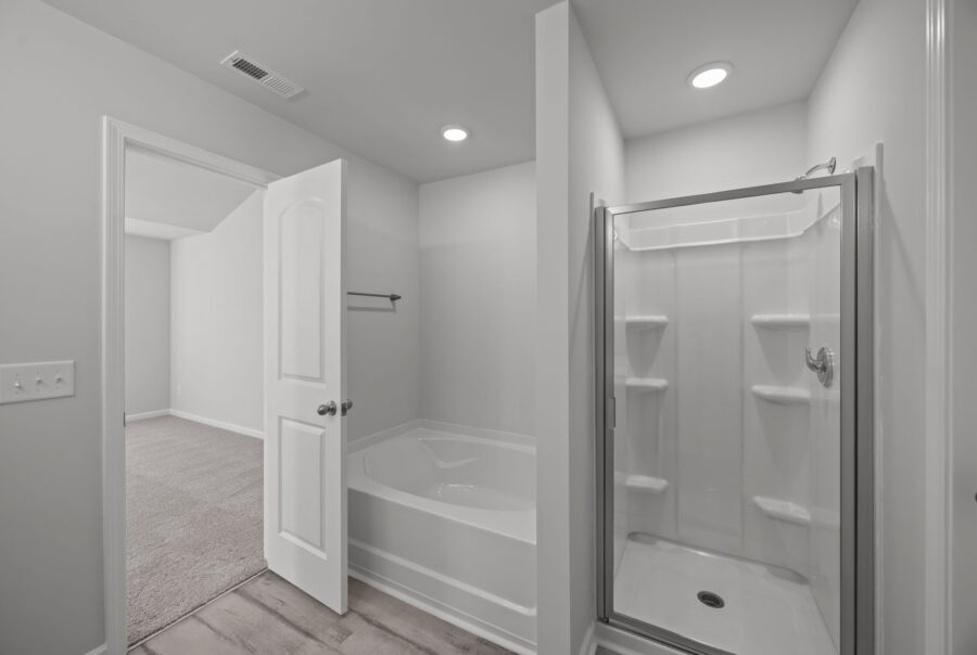 2900 Essex Street, Tarboro, NC Interior Photo 2