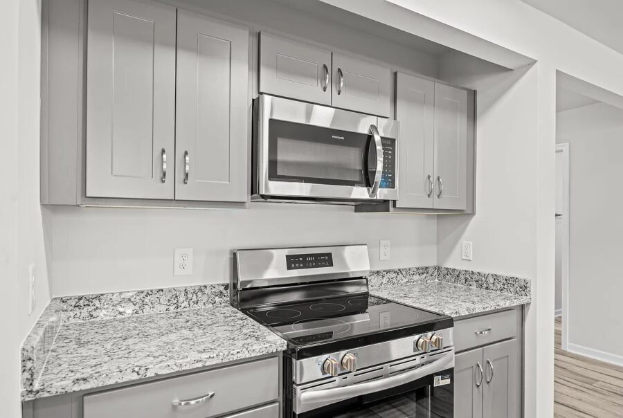 2904 Essex Street, Tarboro, NC 27886 Interior Photo 8