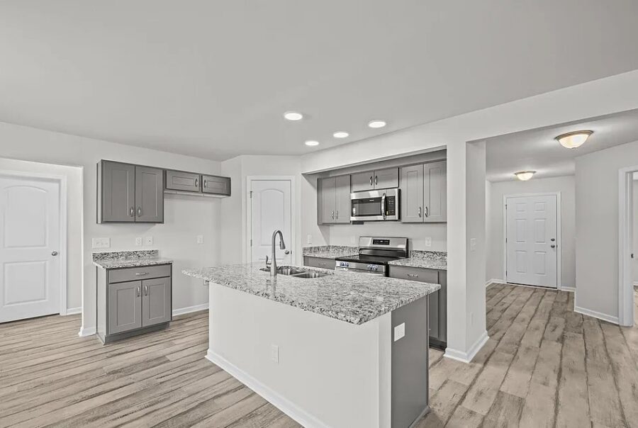 2905 Essex Street, Tarboro, NC 27886 Interior Photo 7