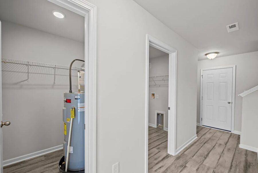 2905 Essex Street, Tarboro, NC 27886 Interior Photo 10