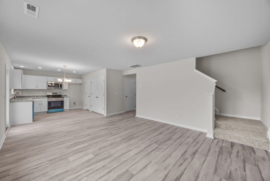 109 Ash Street, Robersonville, NC 27871 Interior Photo 3